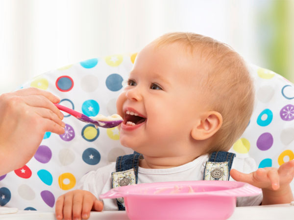 Suggestions de menus pour les bébés dans leur première année