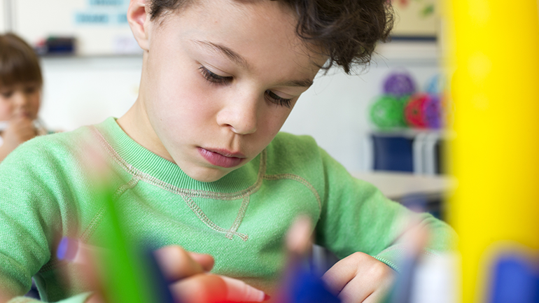 Encourager le développement créatif et artistique des enfants d’âge préscolaire